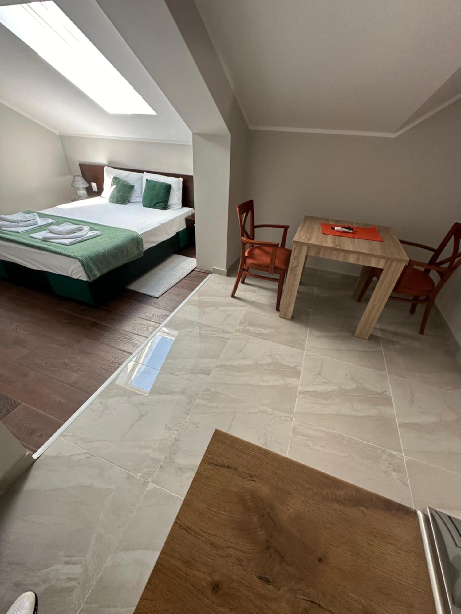 Fenix Apartments Soko Banja Luaran gambar